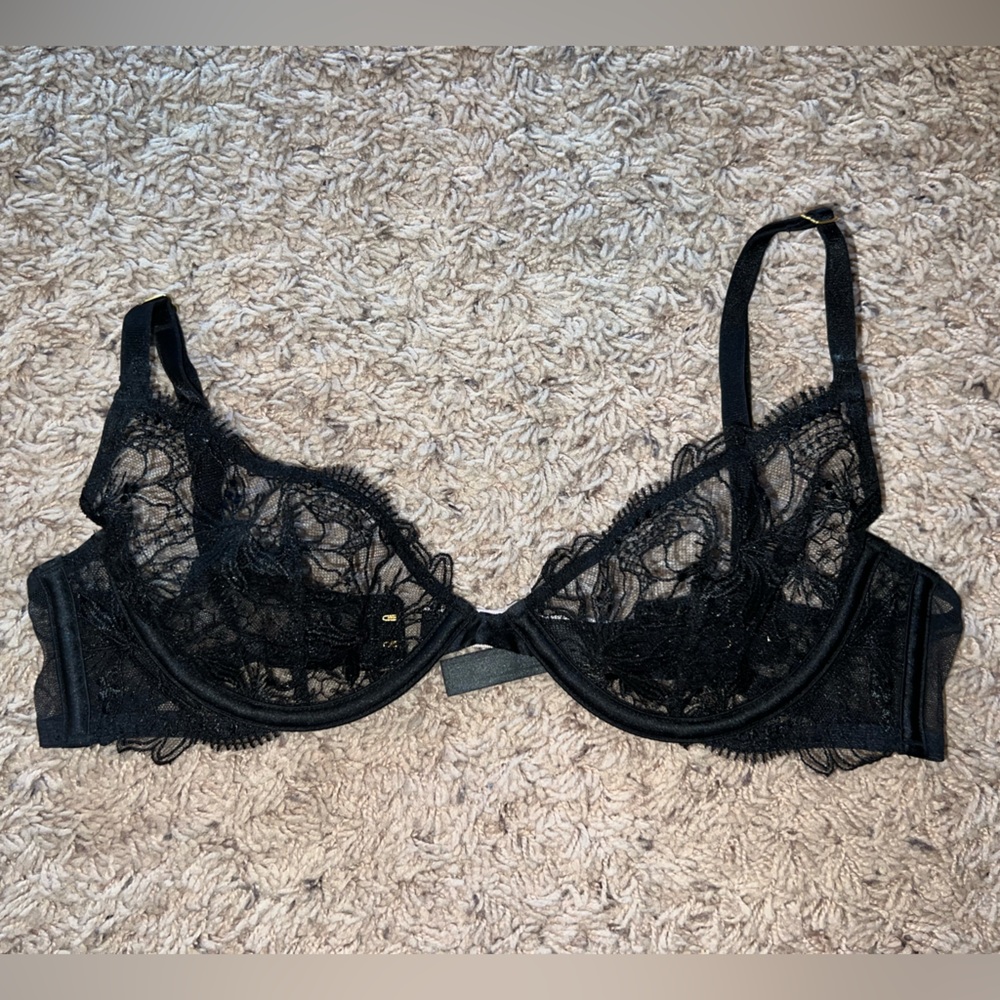 Victoria’s Secret Black Lace bralette